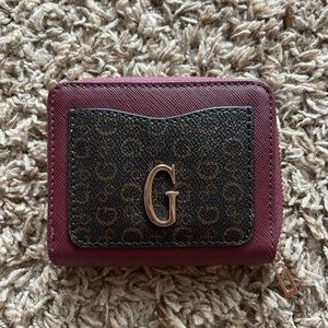 Guess Wallet.